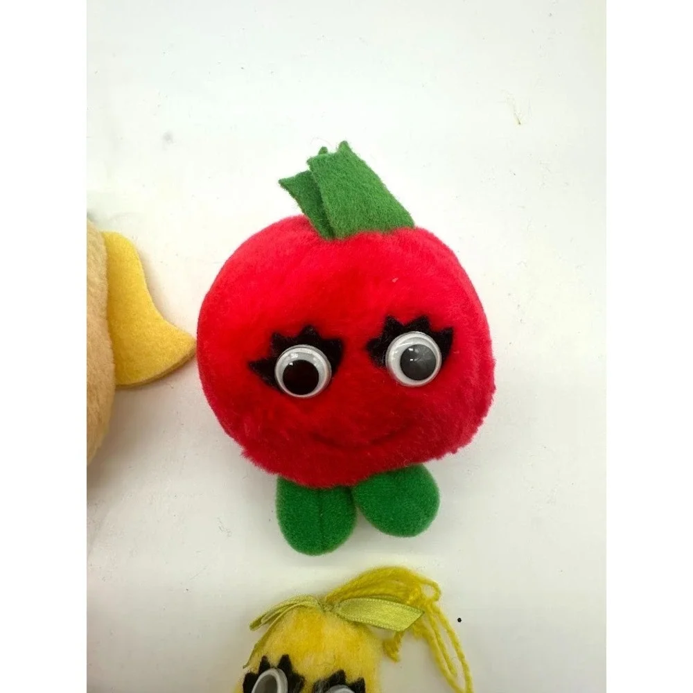 Del Monte Yumkins Plush Fruits & Vegetables Christmas Ornaments 1991 Lot of 6
